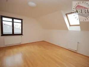 Pronájem rodinného domu, Velké Přílepy, Bratří Čapků, 200 m2