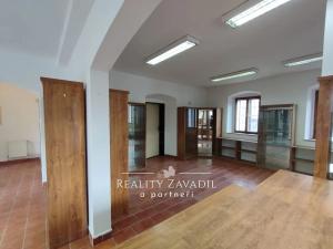 Pronájem obchodního prostoru, Ledeč nad Sázavou, Komenského, 66 m2