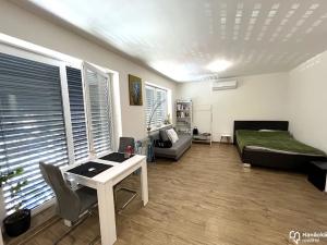 Pronájem bytu 1+kk, Olomouc, Dolní novosadská, 36 m2