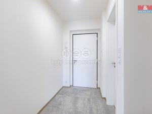 Prodej bytu 1+kk, Milovice - Mladá, Armádní, 28 m2