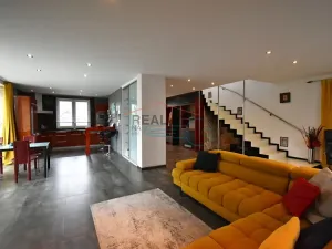 Prodej rodinného domu, Vodochody, Na Homolkách, 170 m2