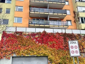 Pronájem bytu 2+kk, Praha - Hlubočepy, Werichova, 41 m2