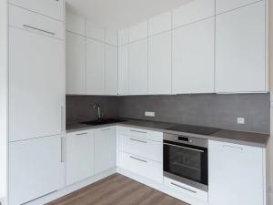 Pronájem bytu 2+kk, Praha - Prosek, Čakovická, 49 m2