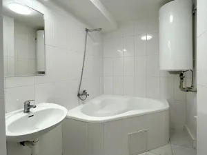 Pronájem bytu 2+kk, Praha - Košíře, Cetyňská, 55 m2