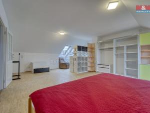 Prodej rodinného domu, Karlovy Vary - Hůrky, Motýlí, 238 m2