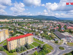 Pronájem bytu 2+1, Chomutov, Pod Břízami, 61 m2