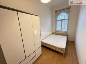 Pronájem bytu 2+kk, Praha - Smíchov, Na Skalce, 40 m2