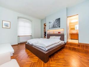 Prodej bytu 2+1, Praha - Malá Strana, Nosticova, 67 m2