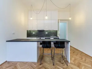 Pronájem bytu 2+kk, Praha - Vršovice, Na spojce, 55 m2