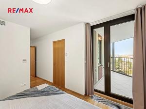 Pronájem bytu 2+kk, Praha - Žižkov, Malešická, 106 m2