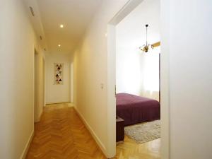 Pronájem bytu 4+1, Praha - Vinohrady, Na Kozačce, 135 m2