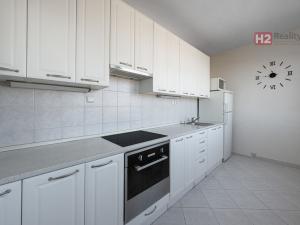 Prodej bytu 3+1, Praha - Hlubočepy, Lamačova, 75 m2