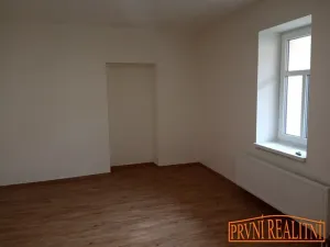 Pronájem bytu 1+1, Uherský Brod, Komenského, 36 m2