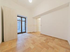 Pronájem bytu 2+kk, Olomouc, Šemberova, 31 m2