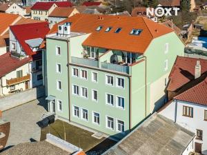 Prodej bytu 2+kk, Vlašim, Palackého nám., 68 m2