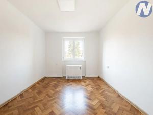 Prodej bytu 3+1, Prachatice, Hradební, 95 m2