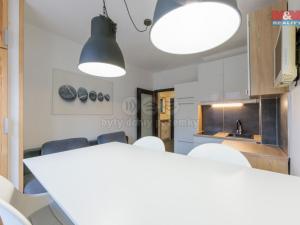 Pronájem bytu 2+kk, Karlovy Vary - Drahovice, Kvapilova, 37 m2