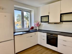 Pronájem bytu 2+kk, Roztoky, Lidická, 42 m2