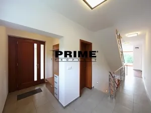 Pronájem rodinného domu, Praha - Jinonice, Vacínovská, 469 m2