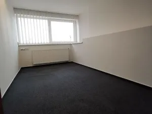 Pronájem obchodního prostoru, Hradec Králové, Vlčkovická, 800 m2