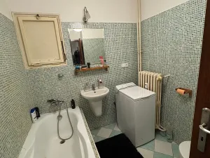 Pronájem bytu 1+kk, Praha - Holešovice, U Pergamenky, 30 m2