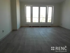 Pronájem bytu 1+kk, Brno, Štefánikova, 26 m2