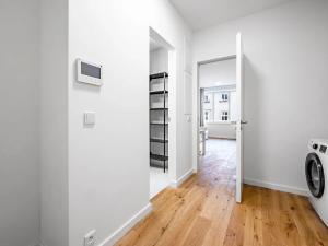 Prodej bytu 2+kk, Praha - Vinohrady, Římská, 49 m2