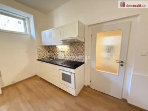 Pronájem bytu 2+kk, Praha - Smíchov, Drtinova, 46 m2