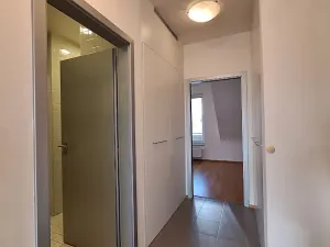 Pronájem bytu 2+kk, Praha - Smíchov, Fráni Šrámka, 50 m2