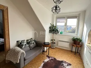 Pronájem bytu 2+kk, Praha - Braník, Branická, 42 m2