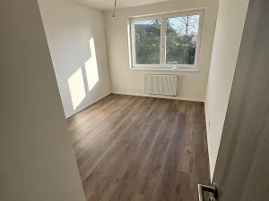 Pronájem bytu 3+kk, Milovice, Armádní, 76 m2