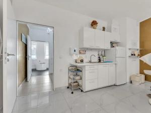 Pronájem kanceláře, Dolní Břežany, Na Panský, 162 m2