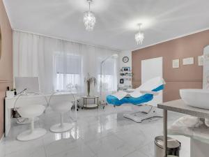 Pronájem kanceláře, Dolní Břežany, Na Panský, 162 m2