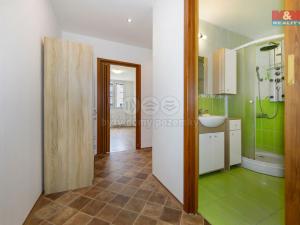 Prodej bytu 2+kk, Jince, Zborovská, 42 m2