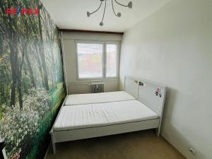 Pronájem bytu 2+kk, Praha - Dejvice, Evropská, 40 m2