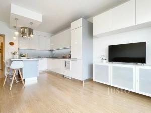 Prodej bytu 3+kk, Praha - Modřany, Československého exilu, 69 m2