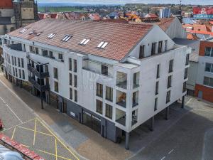 Pronájem bytu 5+kk, Chrudim - Chrudim I, Resselovo náměstí, 117 m2