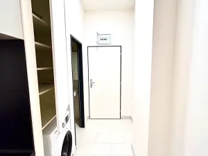 Pronájem bytu 1+kk, Praha - Vysočany, Poděbradská, 26 m2