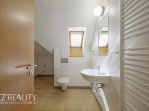 Prodej rodinného domu, Praha - Lipence, Na Bambouzku, 308 m2