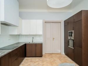 Pronájem bytu 3+kk, Praha - Vinohrady, U Kanálky, 80 m2