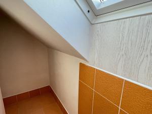 Pronájem bytu 1+kk, Kladno - Kročehlavy, Kročehlavská, 35 m2