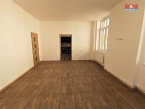 Pronájem bytu 2+1, Lomnice nad Popelkou, Komenského, 90 m2