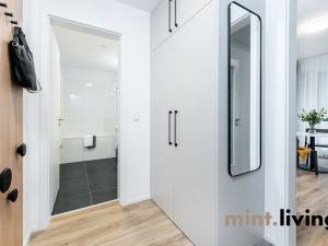 Pronájem bytu 2+kk, Praha - Vysočany, Odkolkova, 58 m2