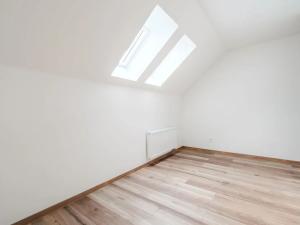 Pronájem bytu 3+kk, Praha - Vršovice, Rostovská, 77 m2