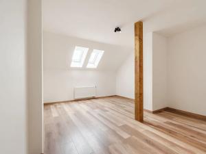 Pronájem bytu 3+kk, Praha - Vršovice, Rostovská, 91 m2
