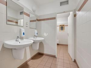Pronájem kanceláře, Praha - Nové Město, Spálená, 350 m2
