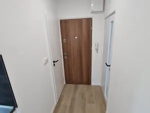 Pronájem bytu 2+kk, Jirkov, SNP, 40 m2