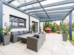 Prodej rodinného domu, Hlušovice, Jezerní, 236 m2