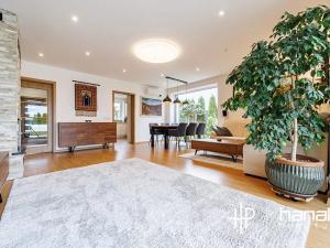 Prodej rodinného domu, Hlušovice, Jezerní, 236 m2