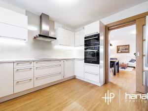 Prodej rodinného domu, Hlušovice, Jezerní, 236 m2